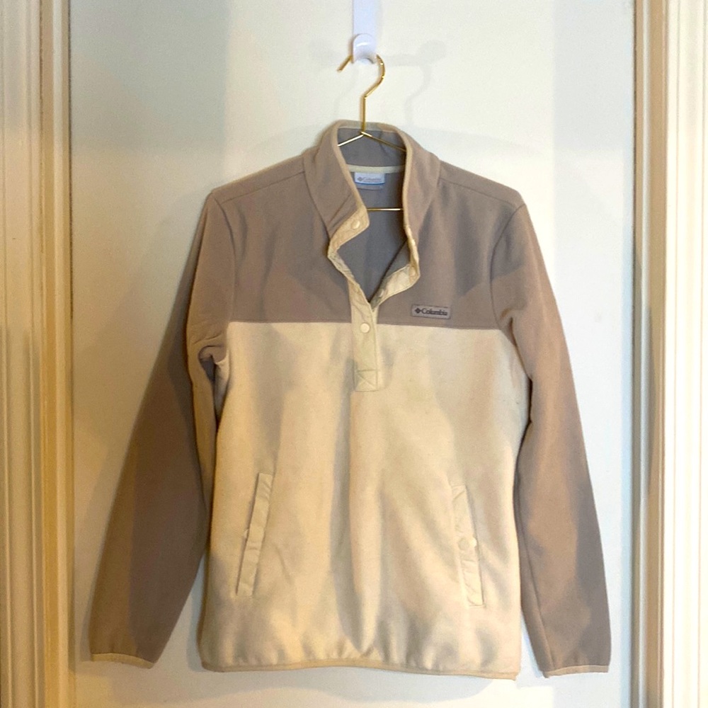 Columbia cream and grey fleece pullover